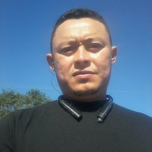 Meet your Posher, Tomas